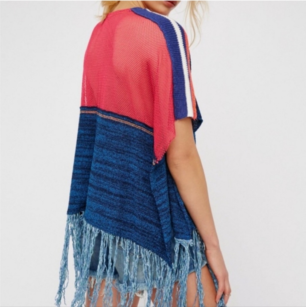 Free People Sunset Fringe Poncho - Like New - Picture 4 of 12